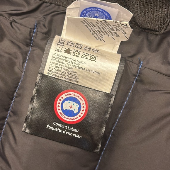 VGUC Canada Goose Kids Vest (authentic) - Picture 11 of 11
